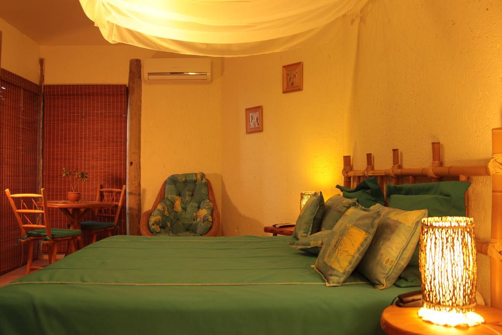 Bangalore Suites Garopaba Eksteriør bilde
