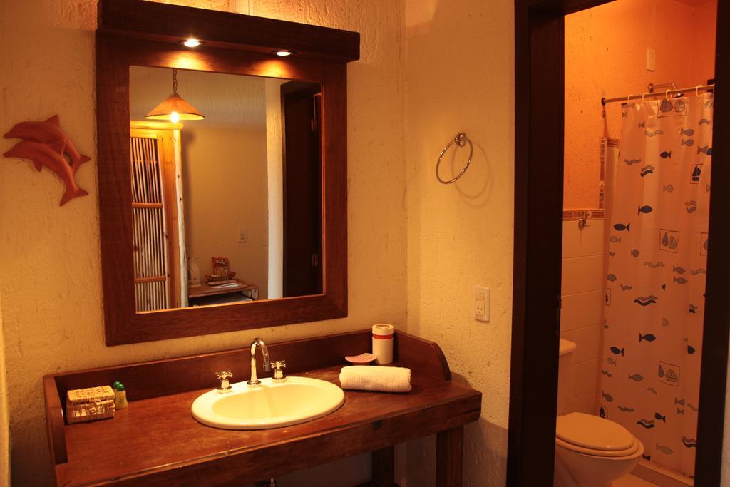 Bangalore Suites Garopaba Eksteriør bilde