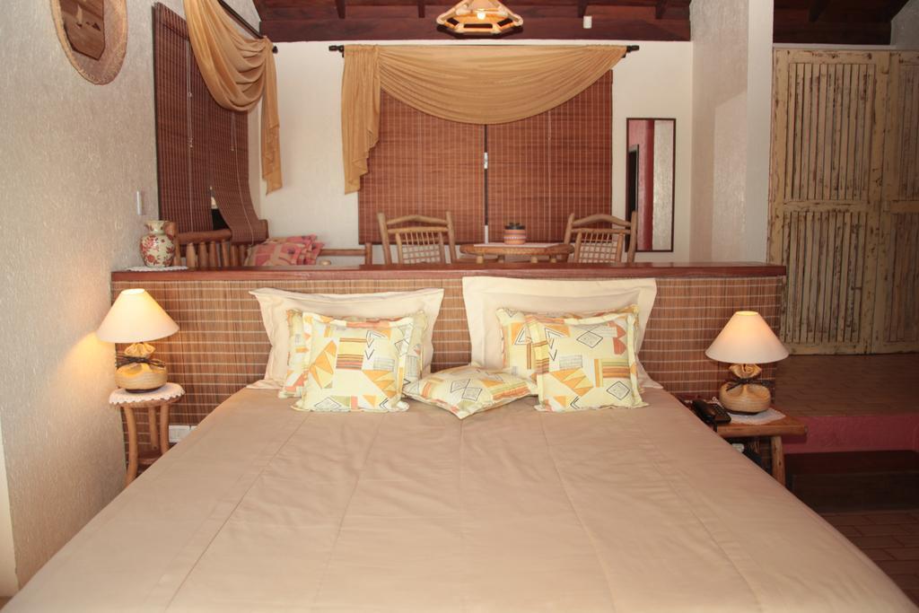 Bangalore Suites Garopaba Eksteriør bilde