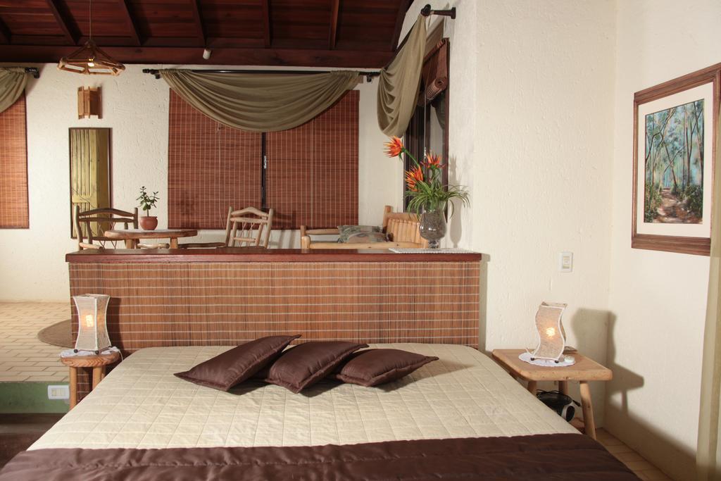 Bangalore Suites Garopaba Rom bilde